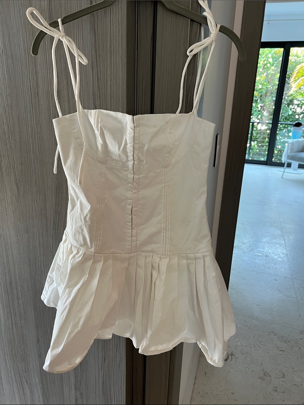 NWT REVOLVE Australia SHOWPO x EDIKTED Perre pleated mini dress US S - Picture 5 of 10
